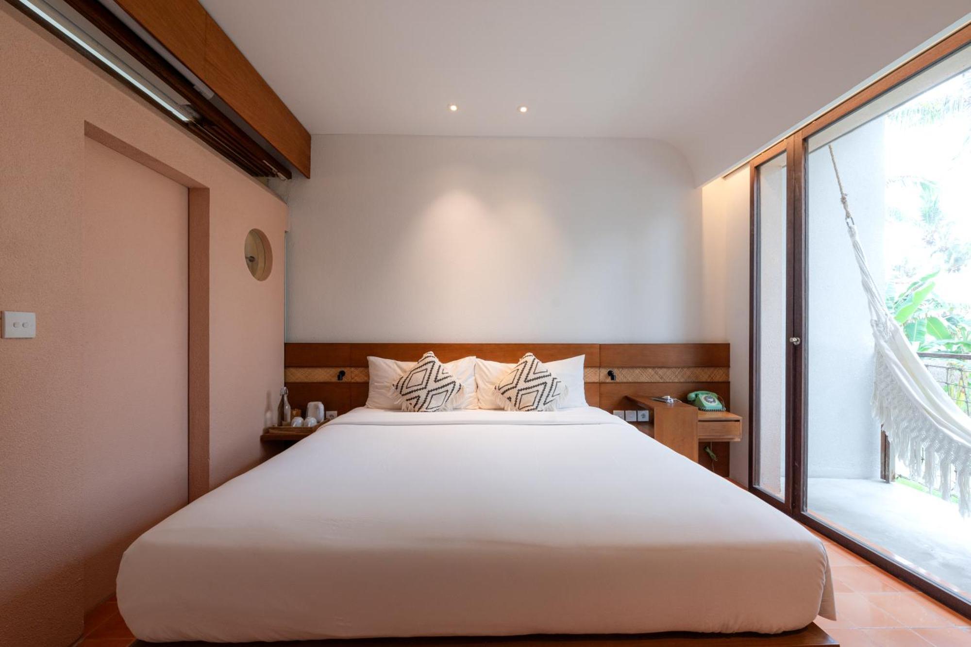 Lumi Hotel